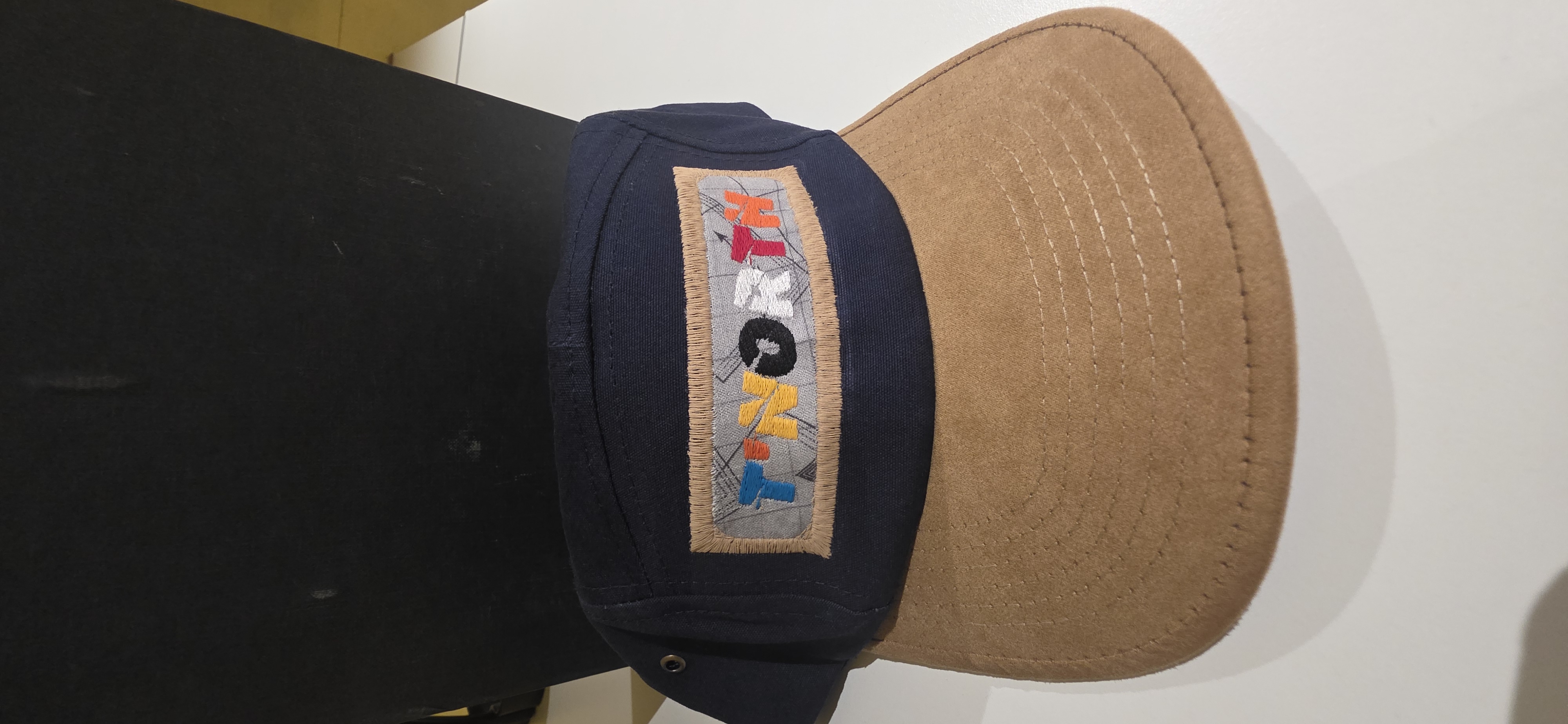 T'NORTH cap design